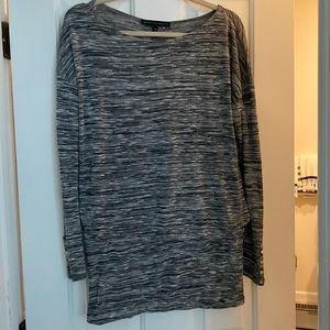 Black/White Pullover Top, size M